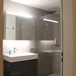 Modern With Balcony And Bbq At West Station Apartamento *