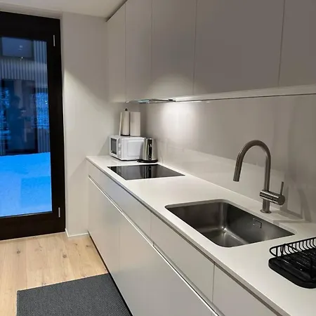 Appartement Mountain View Luxury Apartment At Interlaken West Station With Balcony, Ac And Bbq *