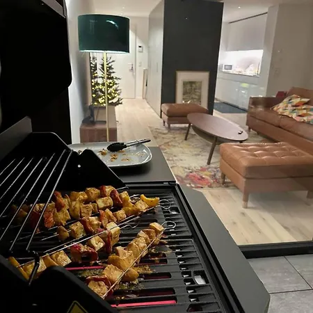 Appartement Mountain View Luxury Apartment At Interlaken West Station With Balcony, Ac And Bbq Interlaken