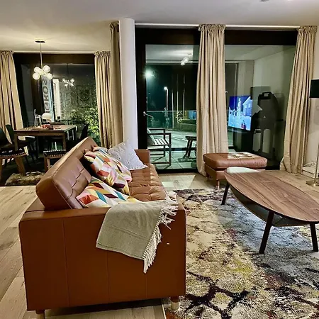 Appartement Mountain View Luxury Apartment At Interlaken West Station With Balcony, Ac And Bbq