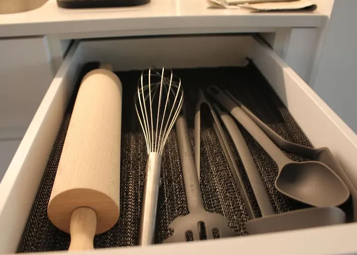 Modern With Balcony And Bbq At West Station 因特拉肯