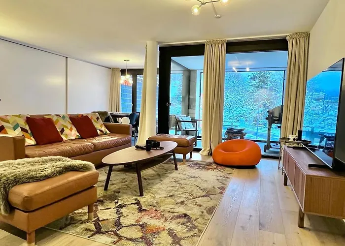 Modern With Balcony And Bbq At West Station Apartment