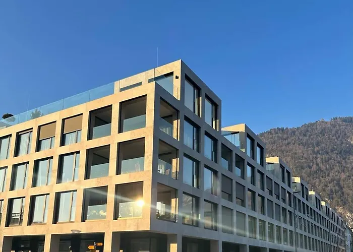 Modern With Balcony And Bbq At West Station Apartment